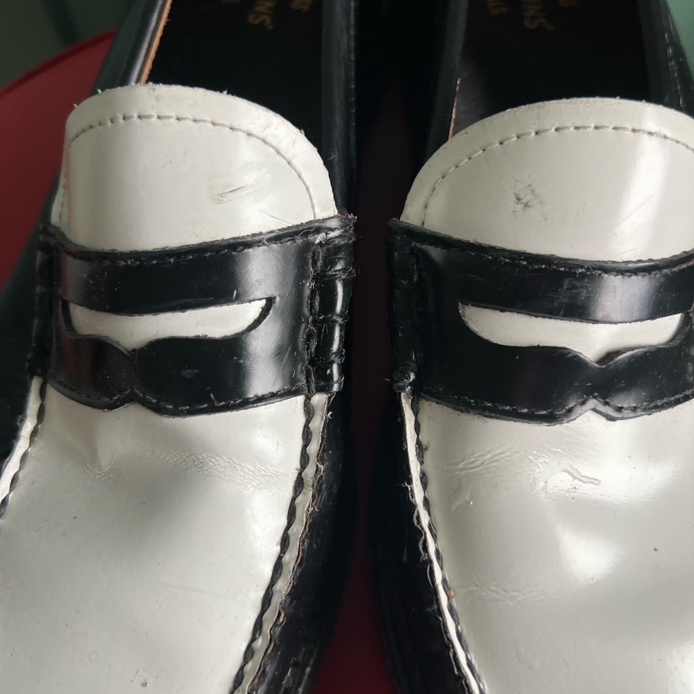 G.H. Bass & Co. Black and White Womens Whitney Super Lug Penny Loafers Size 9 - Picture 4 of 6